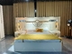 가정용 선홍색 전등 경대 침대 왕과 중간 세기 단단한 현대 잠자는 방 가구
